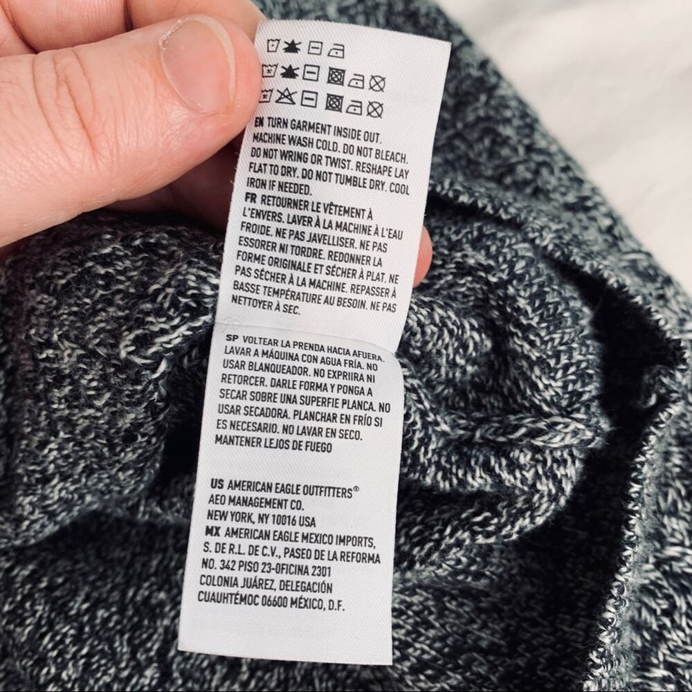 American Eagle Basic Sweater, Size Xs - image 6